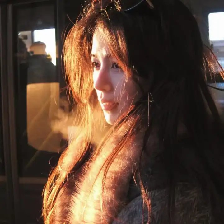 退婚后初恋女友是大佬